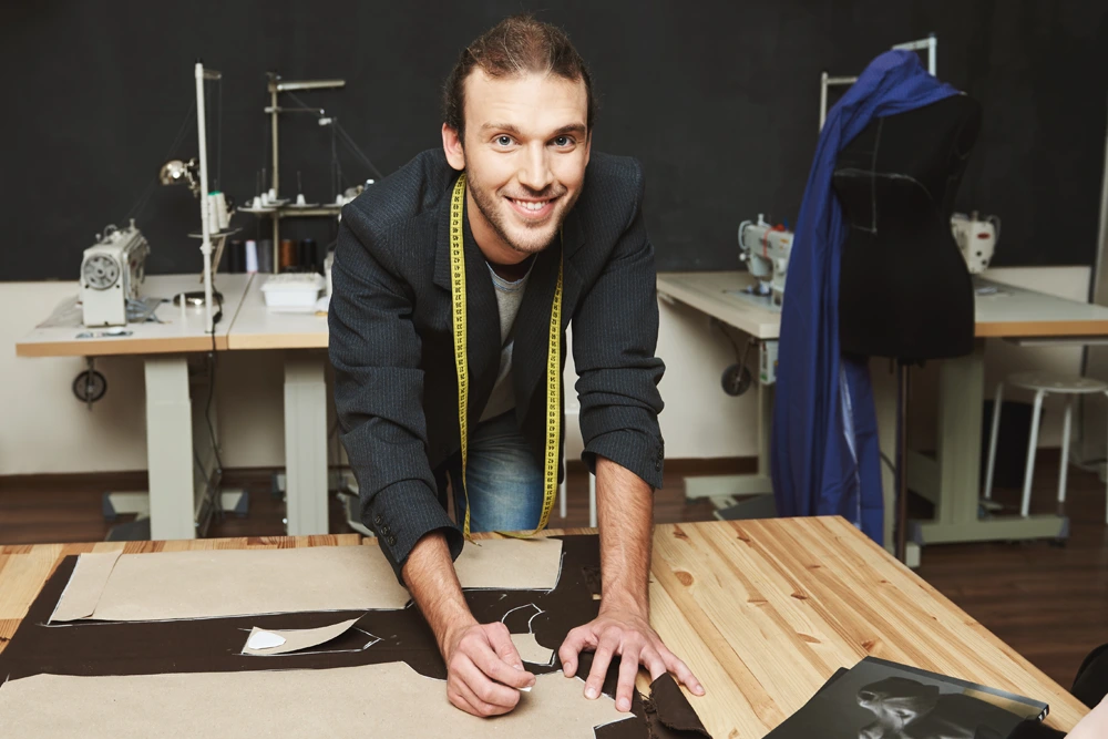 Major in Fashion and Costume Design